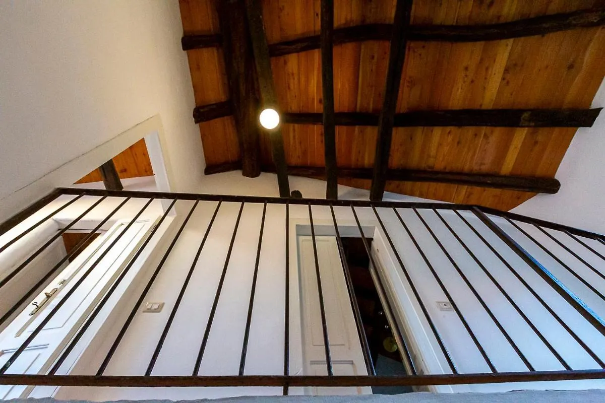 Elicriso Apartment Como 0*,